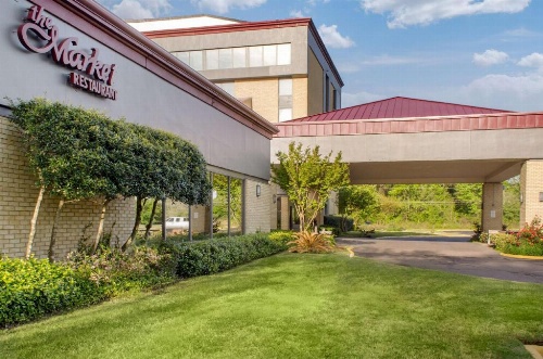 Ramada by Wyndham Shreveport Airport image 20