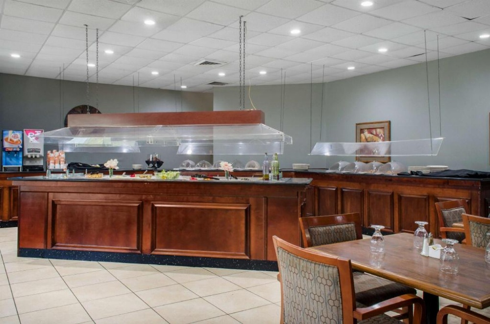 Ramada by Wyndham Shreveport Airport Image 21