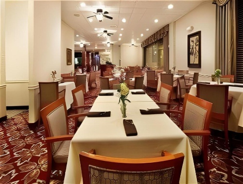 Ramada by Wyndham Shreveport Airport image 23