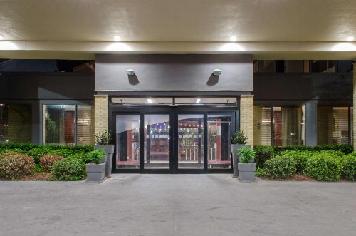 Ramada by Wyndham Shreveport Airport image 24